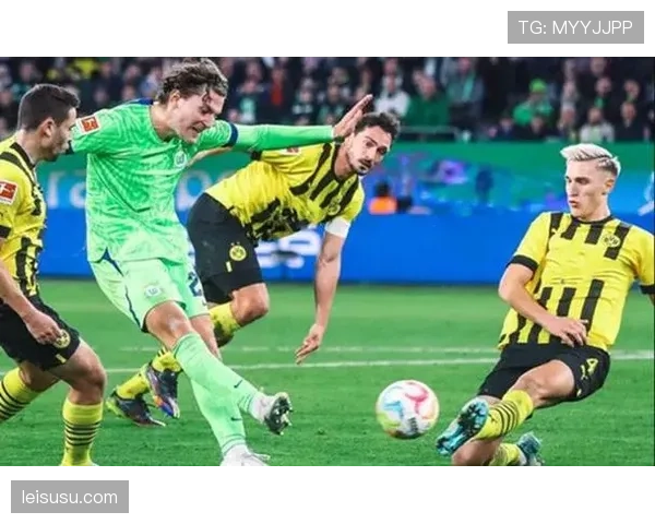 多特蒙德2-2战平法兰克福,泰尔齐奇赛后解释最后时刻变阵424的考量